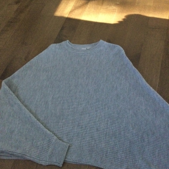 Womens knitted sweater - Picture 2 of 4